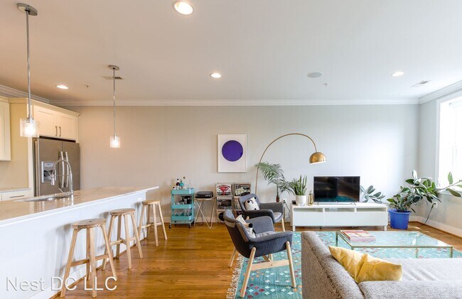 Building Photo - 2 br, 2 bath House - 1228 I St NE Unit 2