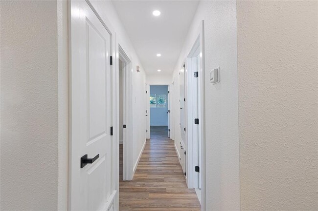 Building Photo - 6907 Tulane Dr