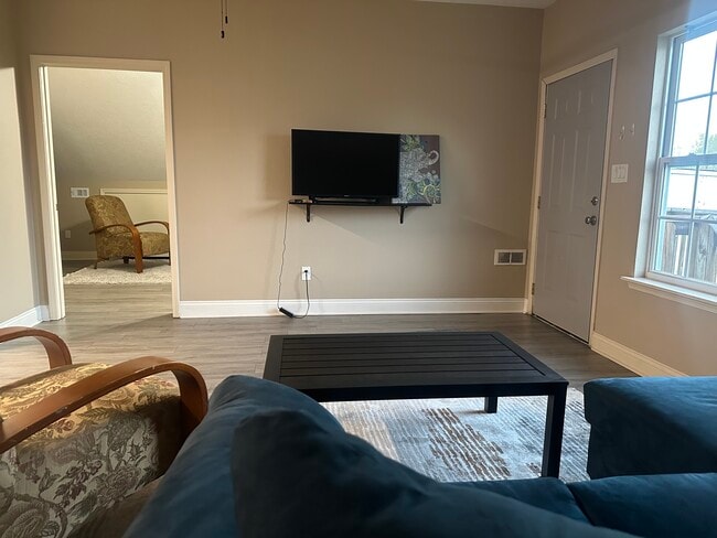 Building Photo - 4449 Brown St