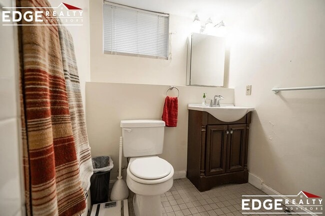 Photo - 2 Hingham St Apartment