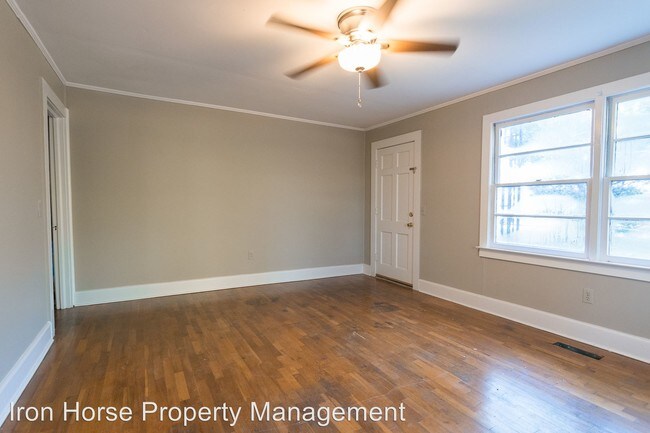 Foto del edificio - 3141 Highway 72 E