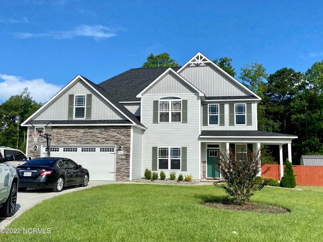 405 Olde Sail Ct, Sneads Ferry, NC 28460 House for Rent in Sneads