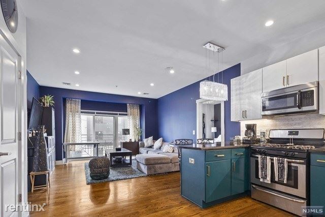 Primary Photo - 2 br, 2 bath Condo - 105-107 Broad St Apt 201