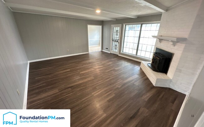 Foto del edificio - 5438 Elmhurst Ave