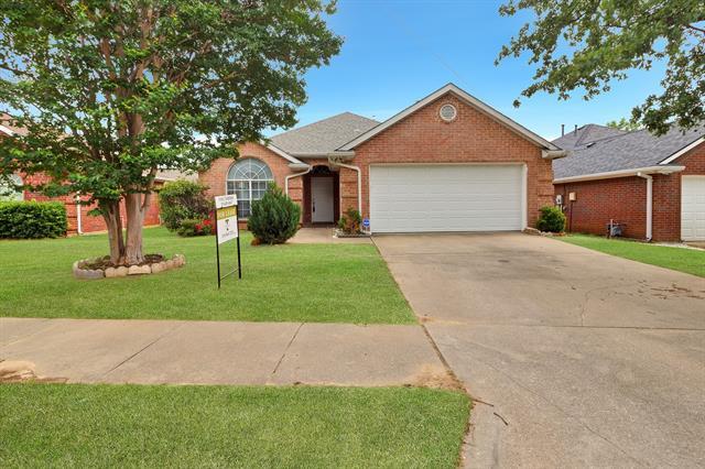 Primary Photo - 3320 Rustic Dr