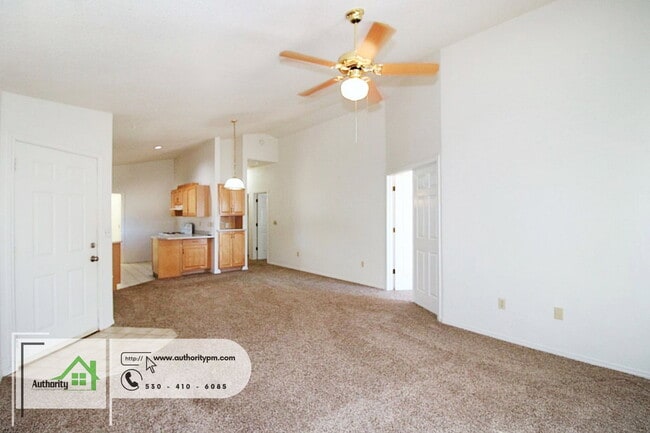 Building Photo - 21906 Chimney Rock Dr