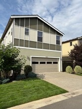 Building Photo - 32953 Skyline Ln