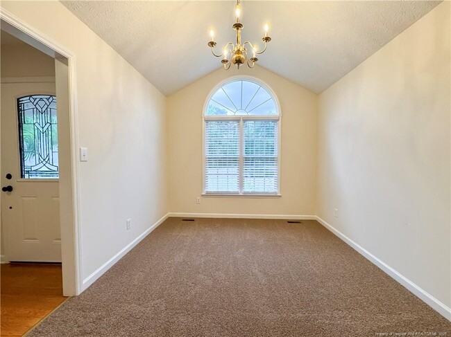 Building Photo - 5641 Middlefield Pl