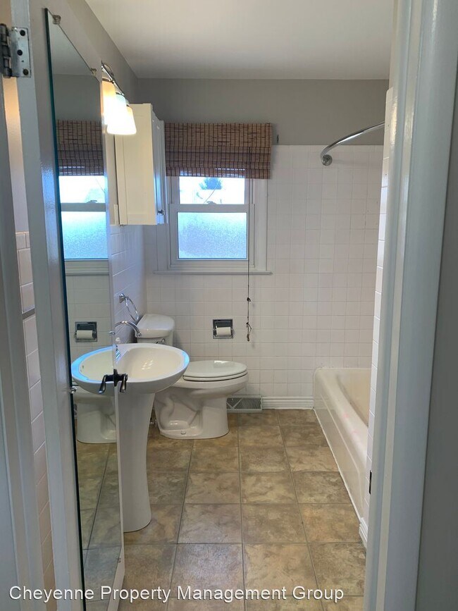 Building Photo - 3 br, 2 bath House - 3213 Boxelder Drive