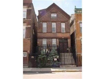 Building Photo - 1330 N Cleaver Ave