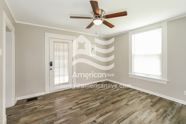 Building Photo - 624 Marion St