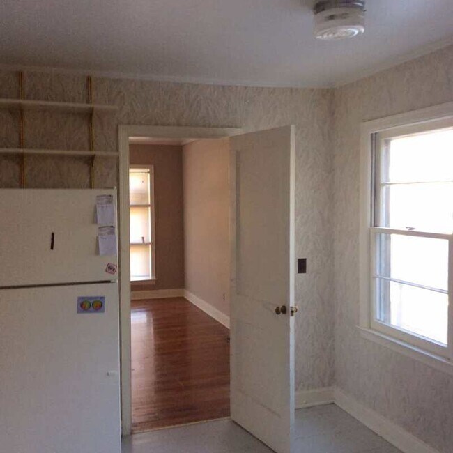 Building Photo - 533 Spaulding St