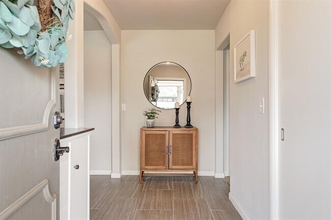 Foto del edificio - 3127 NW 69th St