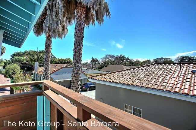 Building Photo - 130 S Soledad St