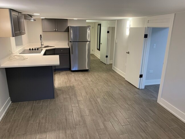 Foto del edificio - 3050 N Clifton Ave