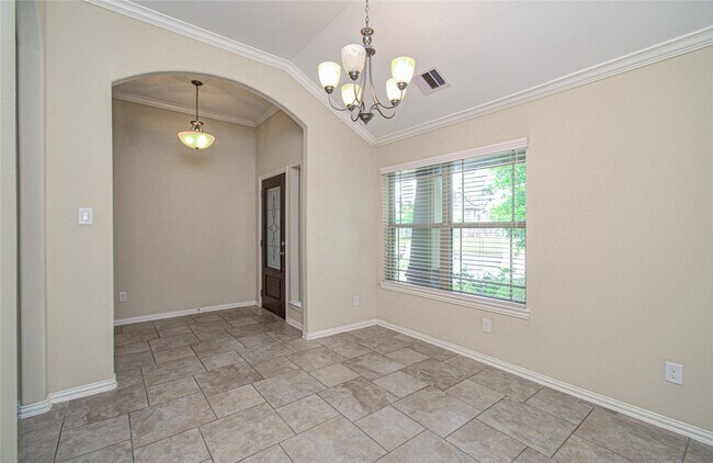 Foto del edificio - 18123 Tall Chestnut St