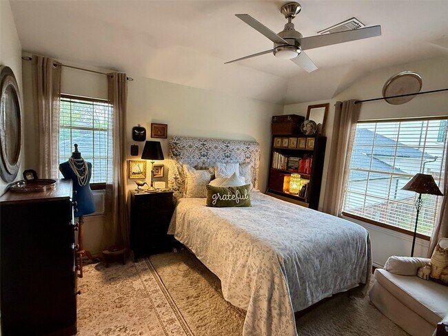 Foto del edificio - 2023 South Blvd