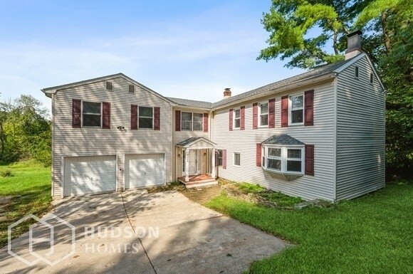 Primary Photo - 328 Tunnel Rd