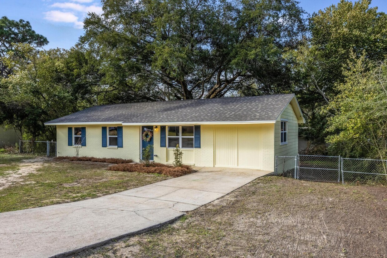 Foto principal - 506 Forrest Ct