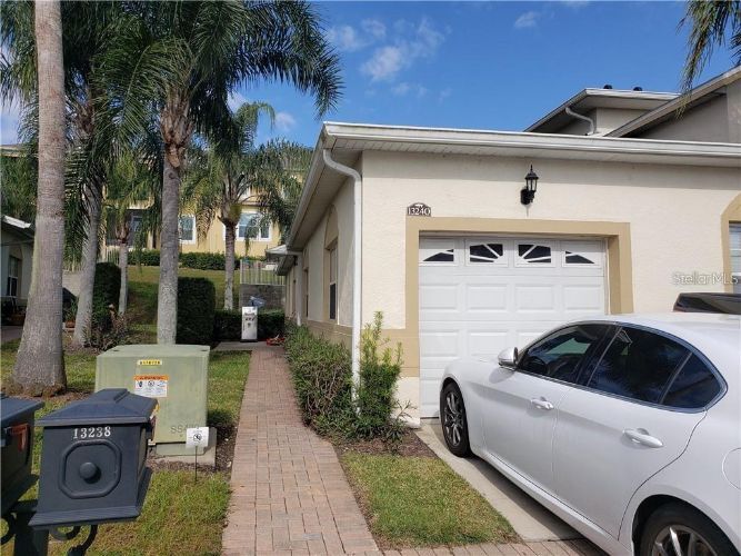 Primary Photo - 13240 Fountainbleau Dr