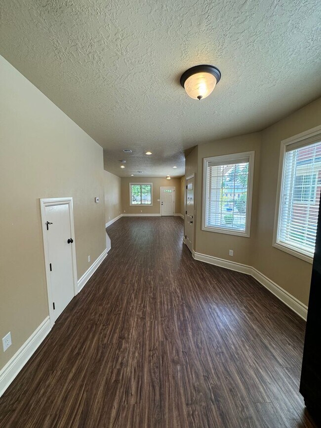 Foto del edificio - 410 SW 9th St