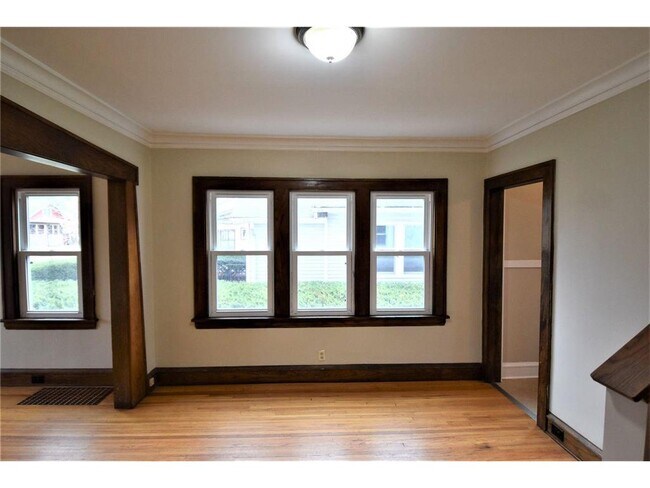 Foto del edificio - 4604 Columbus Ave.