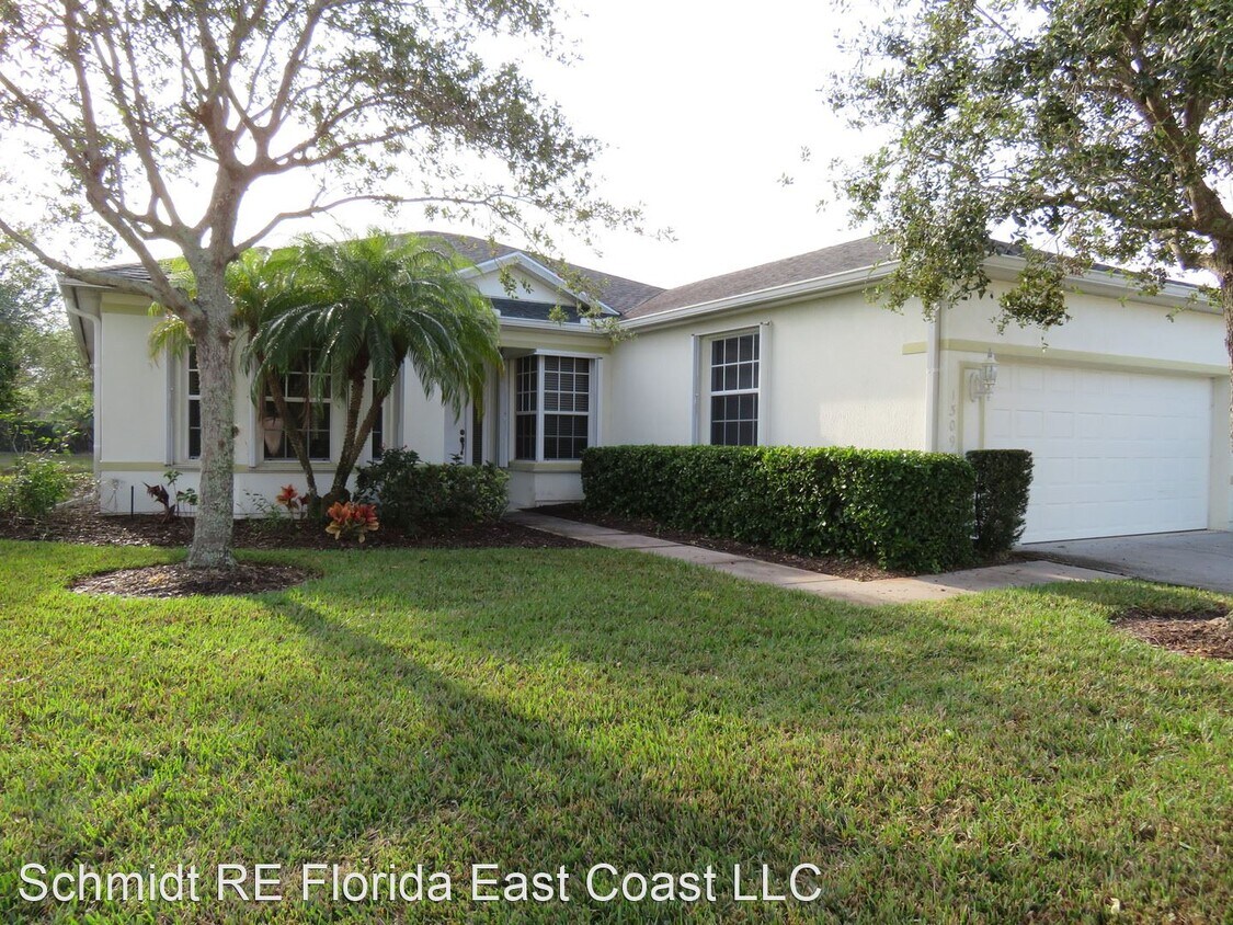 2 br, 2 bath House 1309 Shoreline Cir House Rental in Sebastian, FL