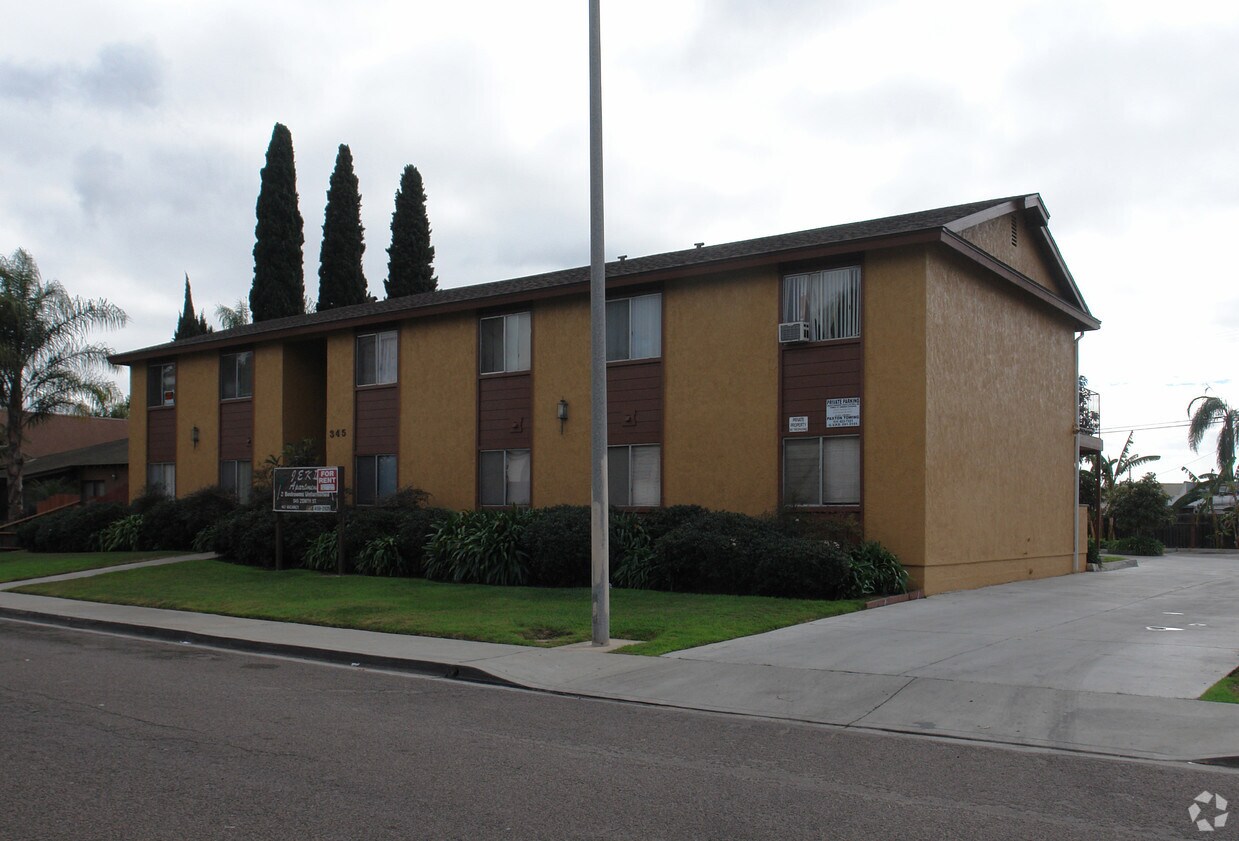 Foto del edificio - J.E.K. II Apartments