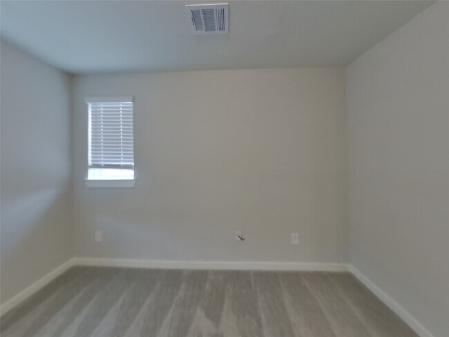 Foto del edificio - 9835 Willow Creek Commerce Dr