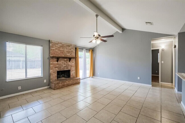 Building Photo - 10822 White Oak Bend Dr