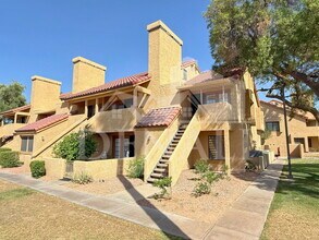 Building Photo - 4901 S Calle Los Cerros Dr