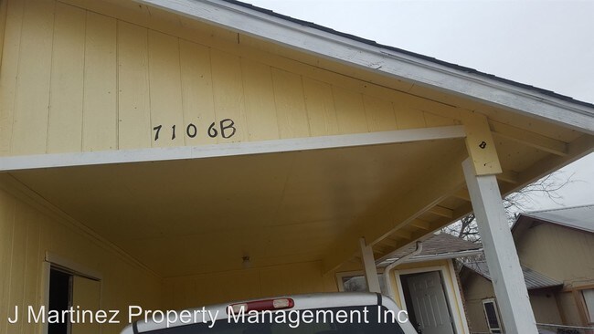 Building Photo - 7106 Astro View Dr
