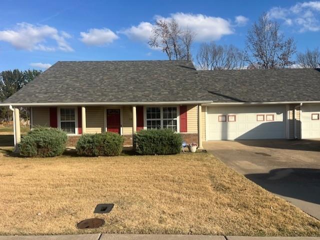 Foto principal - 1825 S 24th St