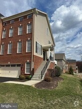 Building Photo - 8537 Pine Springs Dr