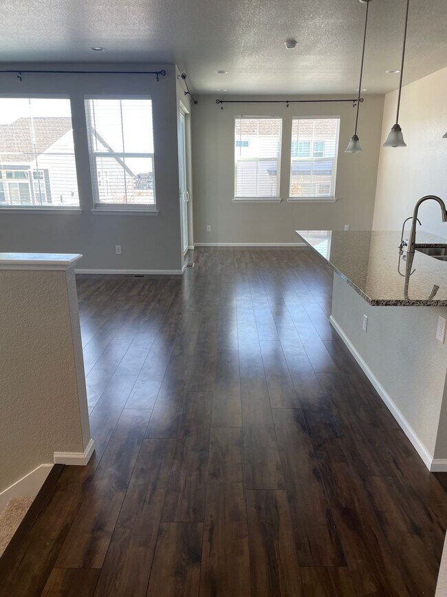 Building Photo - Single family home for rent in South shore...