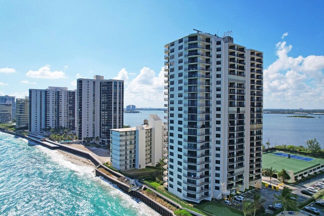 Building Photo - 5420 N Ocean Dr