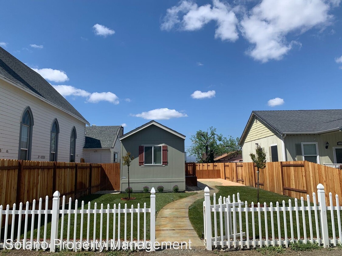 Primary Photo - 2 br, 1 bath House - 6103 B St