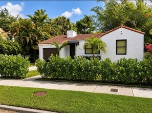Building Photo - 3612 SW 1st Ave