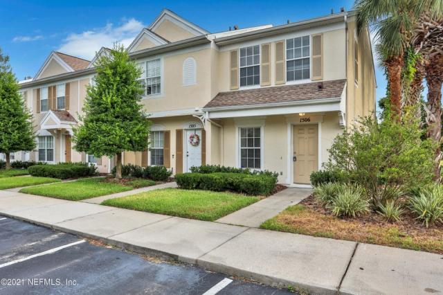 Foto principal - 2 bedroom in Jacksonville FL 32277