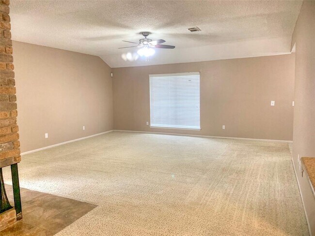 Foto del edificio - 3620 Dorothy Ln