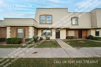 Building Photo - 1014 E Bendix Dr