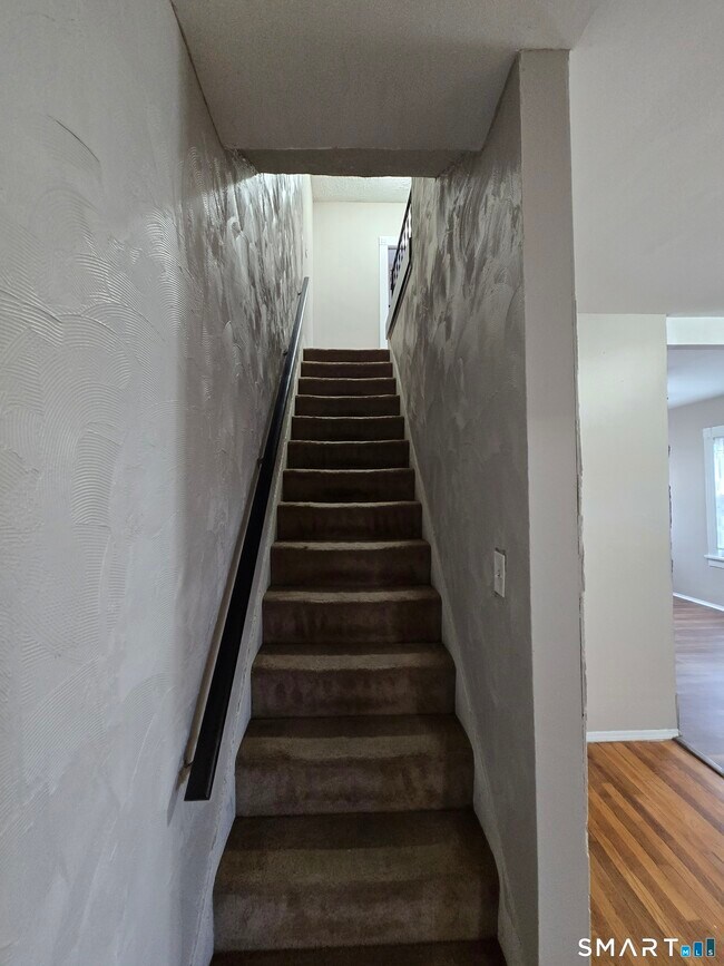 Foto del edificio - 77 Nixon Ave