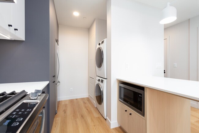 2.3N - Laveuse/Sécheuse - Lynnbrooke