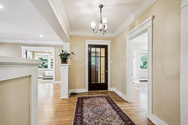 Building Photo - Spacious Comfort in Park Hill – 4-Bed, 2.5...