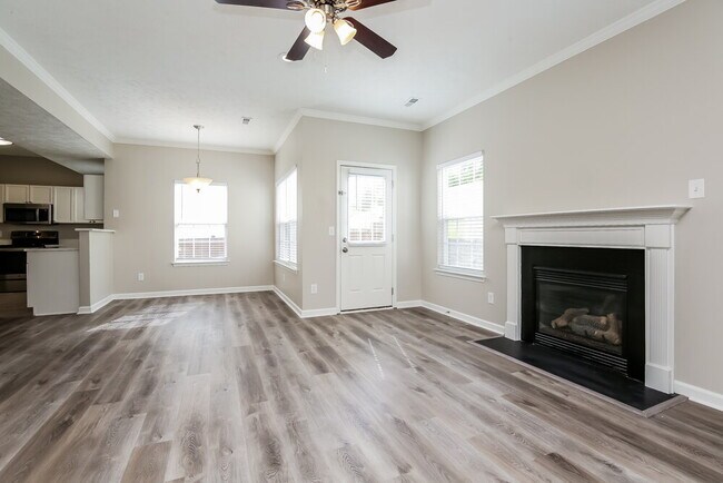 Foto del edificio - 165 Claybrook Ln