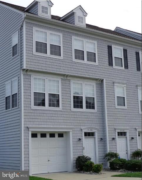 Foto principal - 35580 N Gloucester Cir