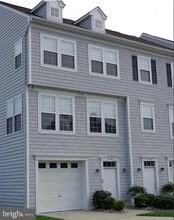 Building Photo - 35580 N Gloucester Cir