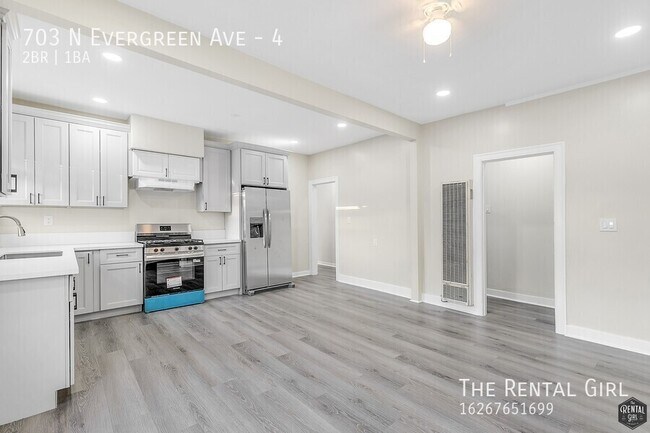 Foto del edificio - 703 N Evergreen Ave