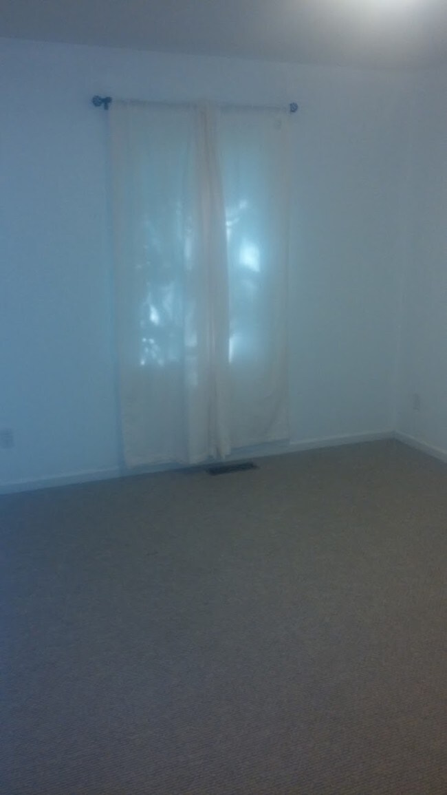 Foto del edificio - 2311 N Berkshire Rd