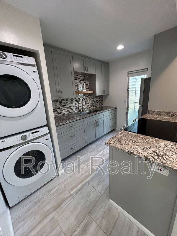 94-521 Makohilani St. - 94-521 Makohilani St.